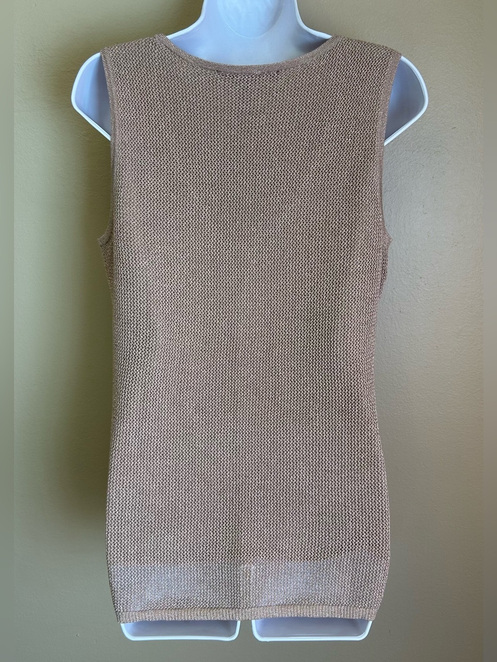 White House Black Market Rose Gold Sweater Size M - Picture 2 of 6